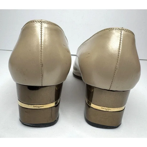 Salvatore Ferragamo Shoes Womens Size 8.5 Beige Leather Block Heel Pumps Italy